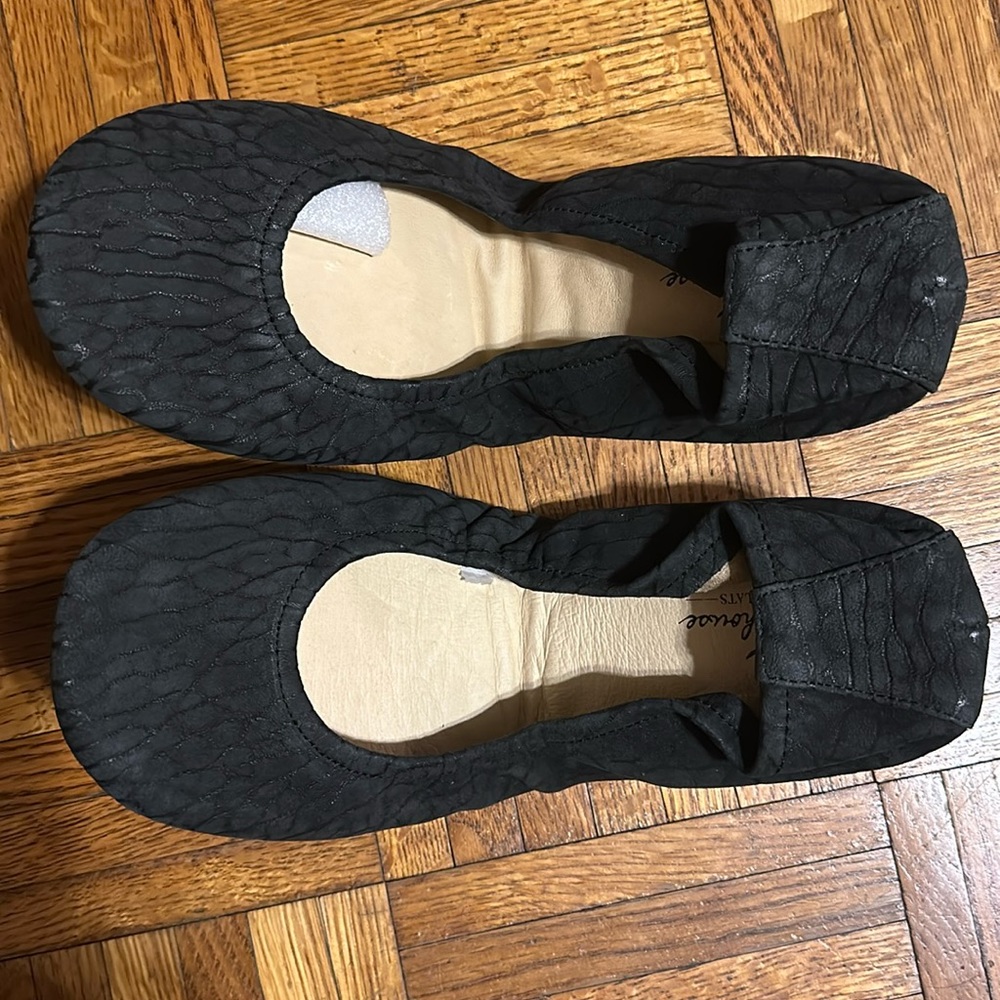 Size 10 raised shade dusk storehouse flats. Brand new